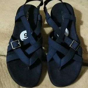 Aerosoles Worn Once 9 Like New Navy